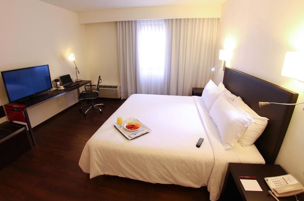 Fiesta Inn Xalapa Buitenkant foto